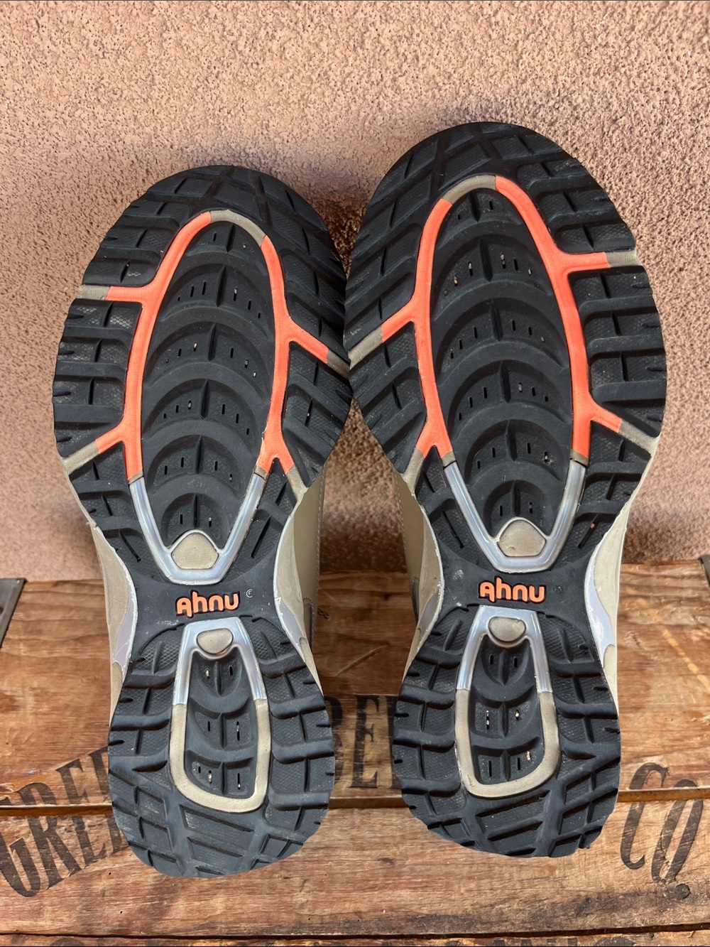 AHNU F3016F Montara ll women’s hiking shoes - Picture 8 of 9